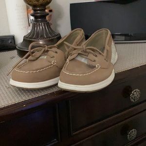 Sperry’s 9W